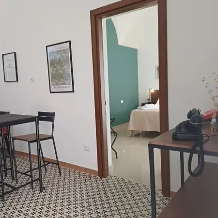 Calma House 住宿加早餐酒店 卡洛维诺